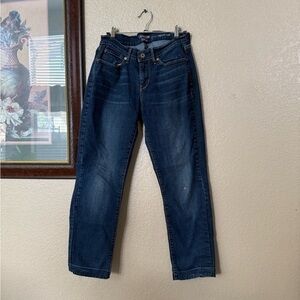 Denizen Levi’s Curvy bocy cut jeans